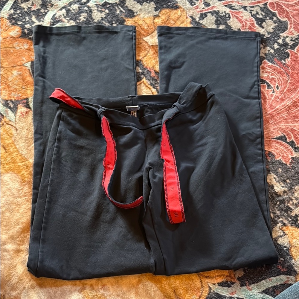 Blue Fish Wide Leg Black and Red Pants with Articulated Fit